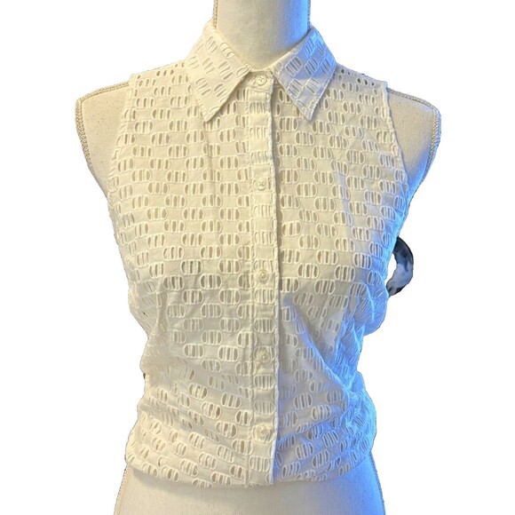Ann Taylor 100% cotton eyelet sleeveless blouse NWT size 4, gorgeous and classy - Picture 1 of 6